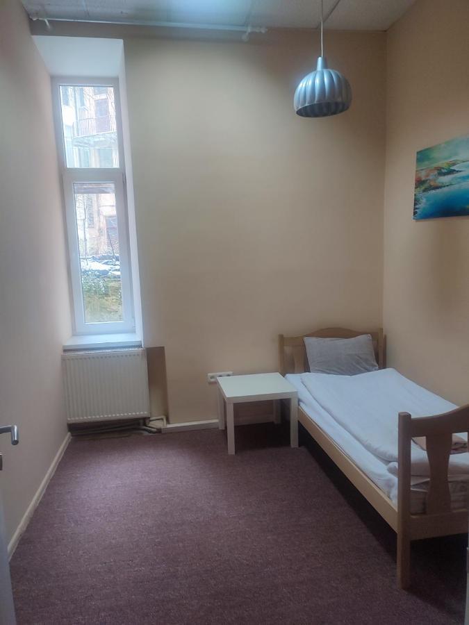 Hostel Best Time 利沃夫 外观 照片