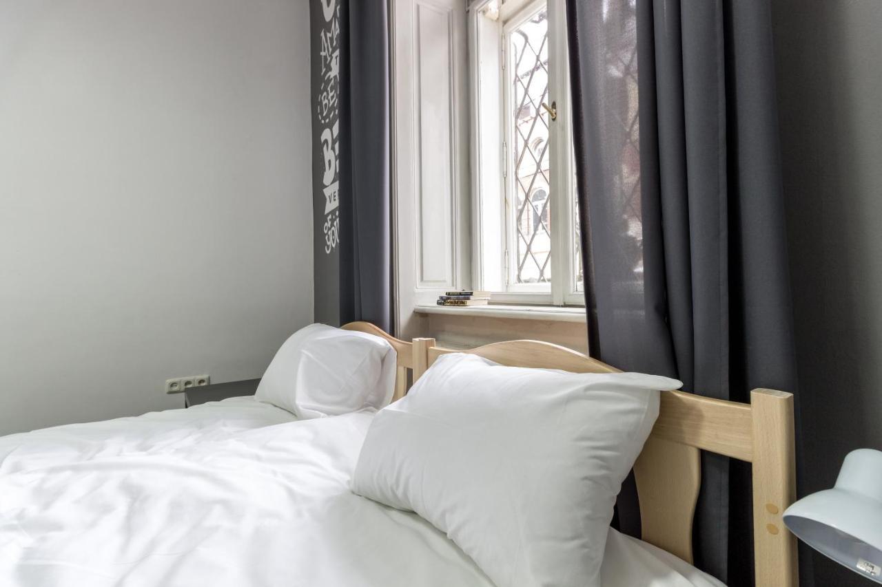 Hostel Best Time 利沃夫 外观 照片