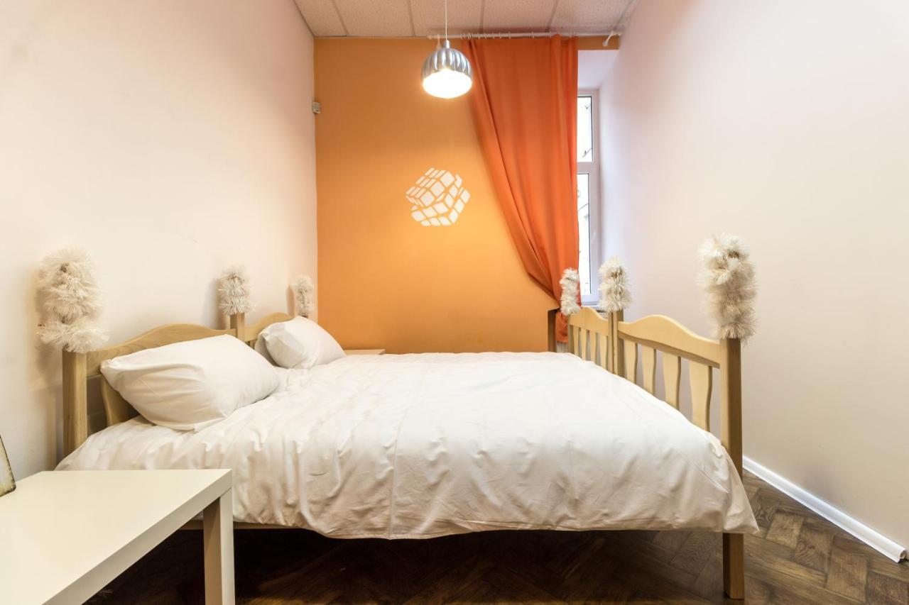 Hostel Best Time 利沃夫 外观 照片